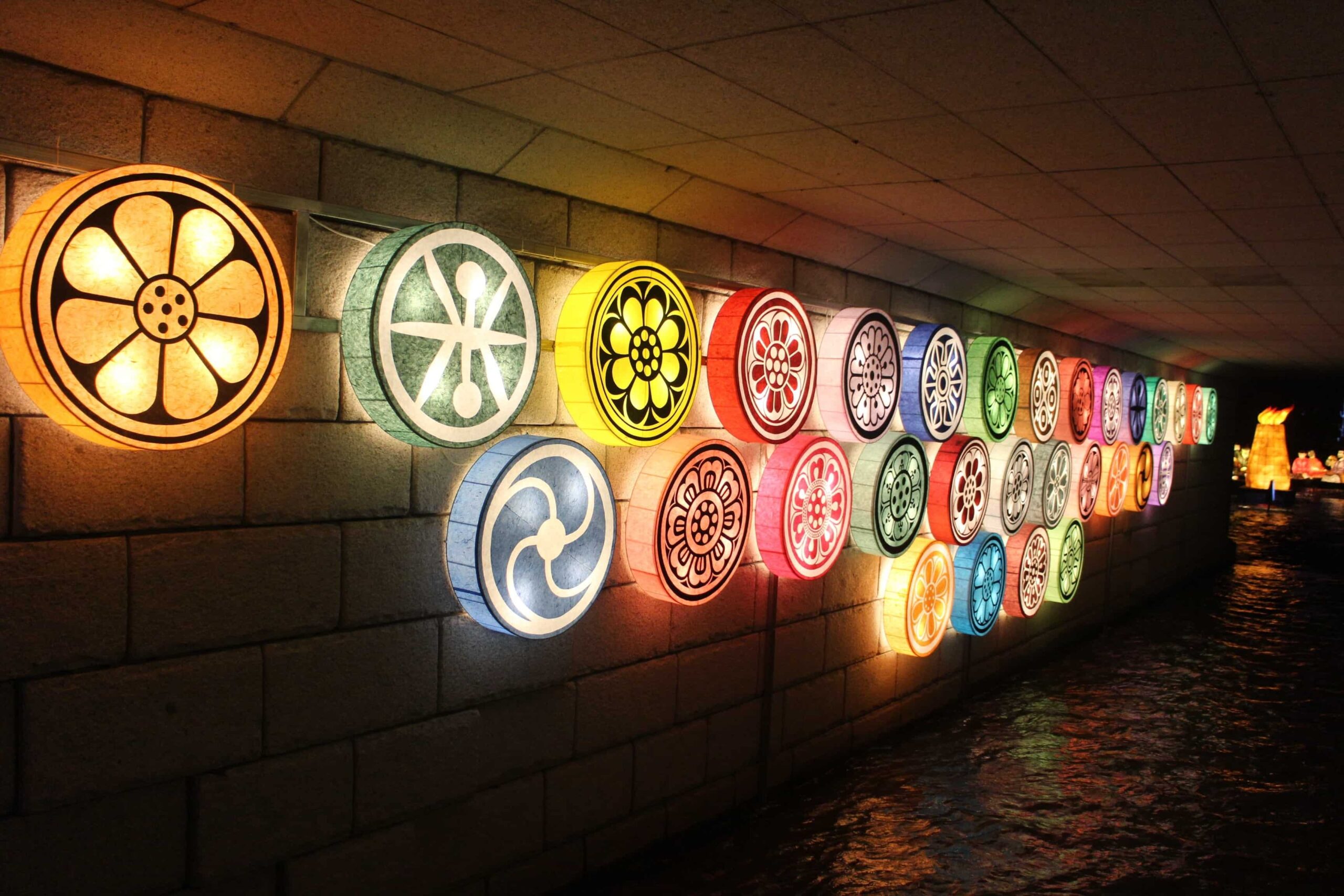 Neon River - The impact of the internet on recruitment