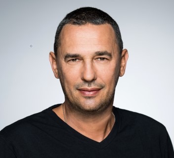 Robert Antokol
